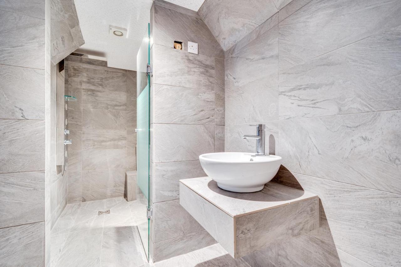 Wakefield Town House Villa Dış mekan fotoğraf